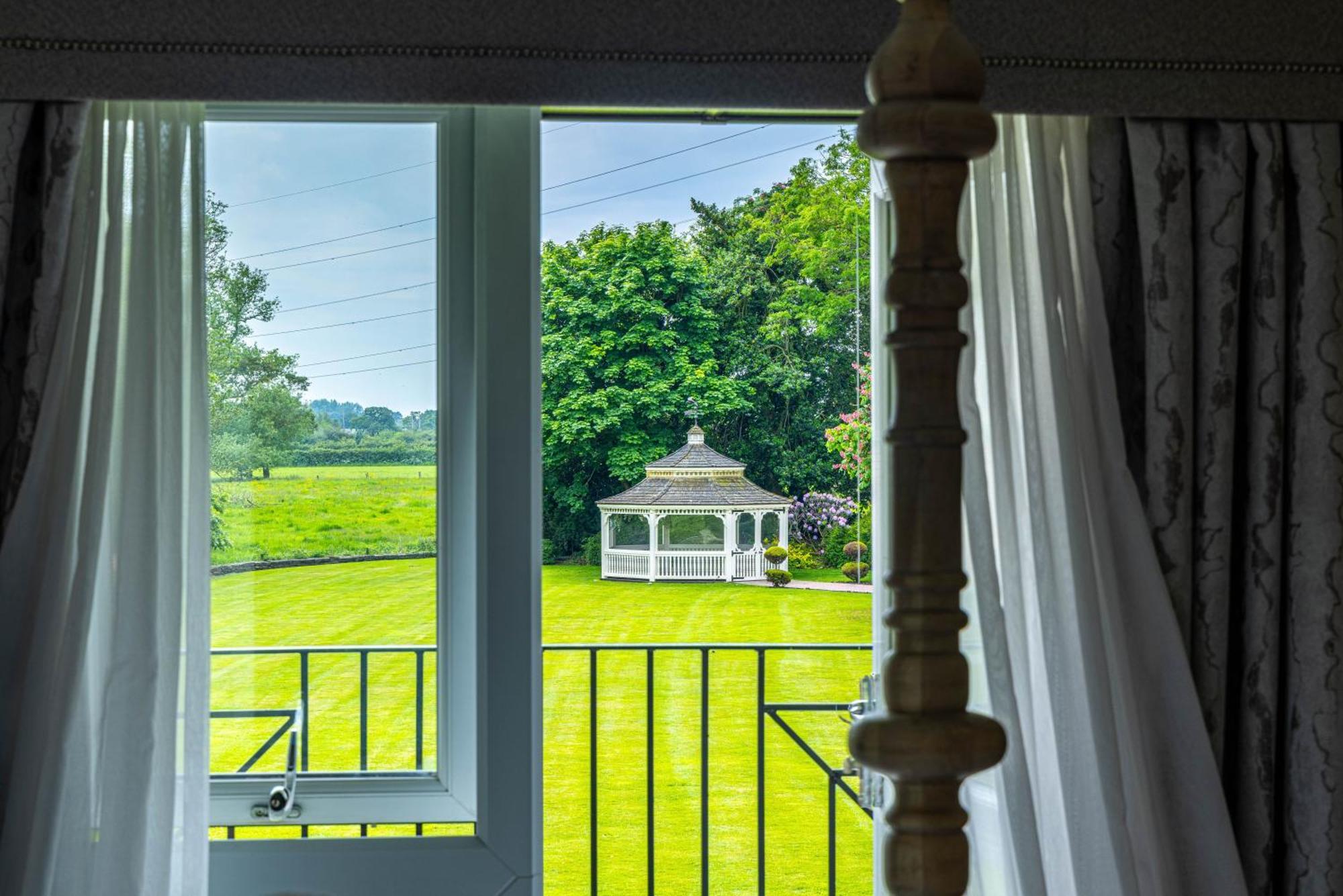 Thornton Hall Hotel & Spa Thornton Hough Eksteriør billede