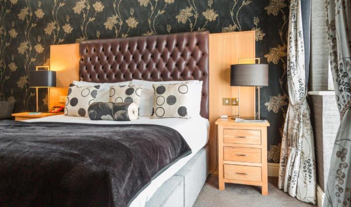 Thornton Hall Hotel & Spa Thornton Hough Eksteriør billede