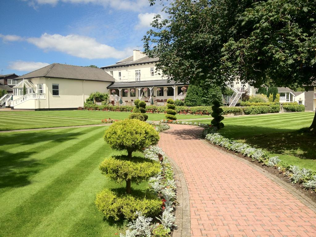 Thornton Hall Hotel & Spa Thornton Hough Eksteriør billede
